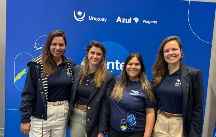 Fernanda Paranhos, Giulliana Mesquita, Patricia Gomes e Bruna Castro, da Azul Viagens. Crédito: Felipe Lima/Brasilturis Fernanda Paranhos, Giulliana Mesquita, Patricia Gomes e Bruna Castro, da Azul Viagens. Crédito: Felipe Lima/Brasilturis